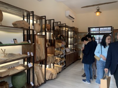 羅東林場「製材專賣所」盛大開幕 臺灣首家驗證履歷國產材專賣店 (7)